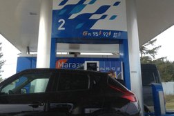 Автозаправка Газпромнефть, с рейтингом 4.7 - находится по адресу Свердловская область, Ревда, улица Цветников, 53/2 