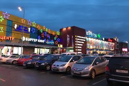 Магазин парфюмерии и косметики Рив Гош, с рейтингом 4 - находится по адресу Краснодар, Уральская улица, 79/1 