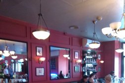 Кафе-бар Жан-жак, с рейтингом 4 - находится по адресу Москва, Верхняя Радищевская улица, 15 ст2 