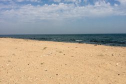 Пляж Прибой, с рейтингом 2.7 - находится по адресу Республика Дагестан, Махачкала, Лазурная улица, 27/1 