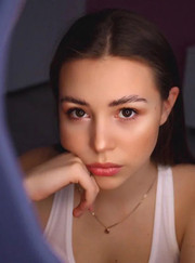 Дизайнер, полиграфист Анастасия Андреевна Скородумова