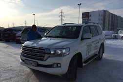 Официальный дилер Toyota Тойота центр Екатеринбург Запад, с рейтингом 4.5 - находится по адресу Екатеринбург, улица Металлургов, 60/1 