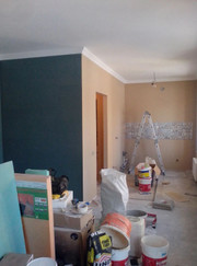 Дизайнер, мастер по оклейке обоев Алексей Николаевич Мишин