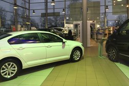 Официальный дилер Volkswagen Сервис КорсГрупп, с рейтингом 2.8 - находится по адресу Тула, Октябрьская улица, 316 