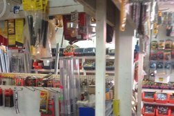 Строительный рынок Химкинский двор, с рейтингом 4 - находится по адресу Московская область, Химки, Вашутинское шоссе, вл18а 