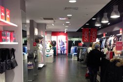 O`stin, с рейтингом 4 - находится по адресу Иркутск, 3 Июля, 25 