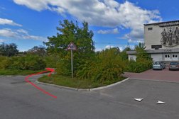 Учебный центр Динамо, с рейтингом 2.5 - находится по адресу Калуга, улица Веры Андриановой, 27 