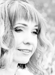 Преподаватель английского языка, преподаватель по информатике Евгения Сергеевна Катальникова