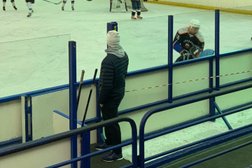 Воздухоопорный спортивный ледовый комплекс Золотая шайба, с рейтингом 4 - находится по адресу Пенза, улица Антонова, 9а 