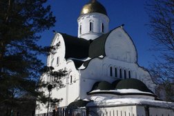 Храм в честь Владимирской-Оранской иконы Божией Матери и защитников Отечества, с рейтингом 2.5 - находится по адресу Нижний Новгород, улица Бекетова, 69 к1 