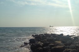 Пляж с. Вольное, с рейтингом 2.5 - находится по адресу Краснодарский край, с. Вольное, Приморская, 2а 