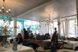 Дом-ресторан Счастье, с рейтингом 3.2 - находится по адресу Алматы, Абая проспект, 82 