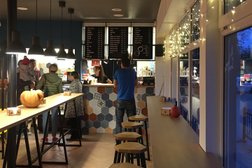 Кофейня Кофемолка, с рейтингом 2.6 - находится по адресу Волжский, проспект имени Ленина, 74 