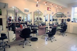 Салон красоты Daviel, с рейтингом 3.1 - находится по адресу Нижегородская область, Дзержинск, улица Маяковского, 2 