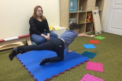 Семейный центр 1000 шагов, с рейтингом 4.3 - находится по адресу Московская область, Химки, Молодёжная улица, 60 