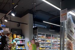 Супермаркет ВкусВилл, с рейтингом 2.9 - находится по адресу Московская область, Красногорск, бульвар Космонавтов, 5 