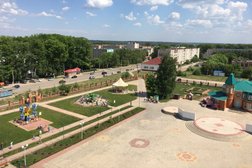Детский парк, с рейтингом 4 - находится по адресу Республика Татарстан, Бугульма, улица Владимира Ленина, 45 