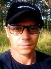 Мастер по ремонту медицинского оборудования, дизайнер Виталий Михайлович Новиков