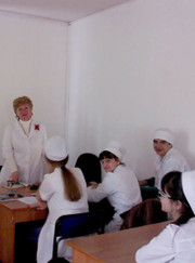 Преподаватель истории Лариса Юльевна Арсанусова