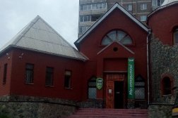 Развлекательный центр Старый замок, с рейтингом 3 - находится по адресу Челябинская область, Златоуст, Северо-Западный 2-й квартал, 18Б/1 