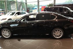 Автоцентр Лексус Алматы, с рейтингом 3 - находится по адресу Алматы, Аль-Фараби проспект, 140/4 