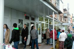 Центральная городская детская библиотека им. В.Б. Бакалдина, с рейтингом 3.3 - находится по адресу Краснодар, улица Коммунаров, 201 