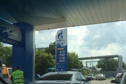 Заправочная станция Газпромнефть, с рейтингом 3.5 - находится по адресу Краснодар, улица Суворова, 2/1 