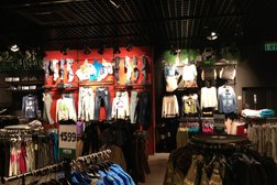 Магазин одежды Cr, с рейтингом 4 - находится по адресу Орловская область, Орел, Кромское шоссе, 4 