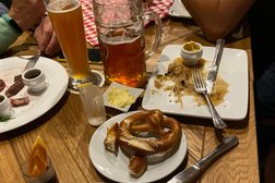 Пивоваренный ресторан Paulaner wirtshaus Polyanka, с рейтингом 4 - находится по адресу Москва, 1-й Казачий переулок, 13 