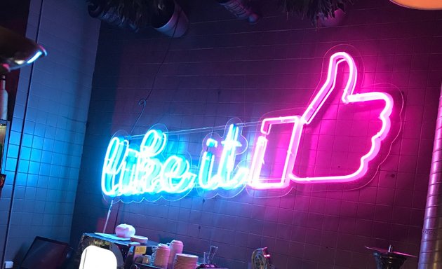 Жетілген автостоп порно