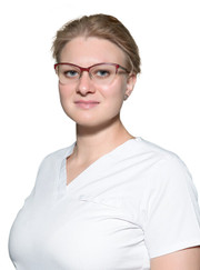 Стоматолог, визажист Александра Сергеевна Андреева