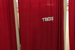 Магазин одежды ТВОЕ, с рейтингом 2 - находится по адресу Санкт-Петербург, Индустриальный проспект, 24 