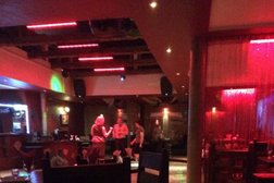 Автомойка 1001 ночь, с рейтингом 4 - находится по адресу Ханты-Мансийский автономный округ, Нижневартовск, 2 П-2 Западный промышленный узел, 12а ст1 