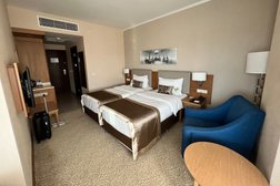 Dedeman Oskemen Tavros, с рейтингом 3.3 - находится по адресу Усть-Каменогорск, Пермитина, 11/1 