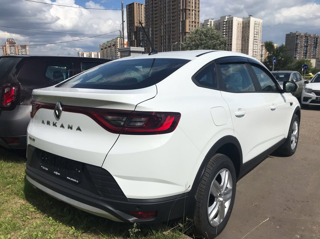 фотография Официальный дилер Jeland Автомир Renault на Озёрной улице