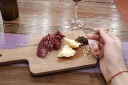 Винный бар Prosto vino, с рейтингом 4.4 - находится по адресу Санкт-Петербург, Итальянская улица, 33 