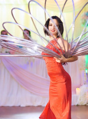 Артист цирка Евгений Захаровы Яна и