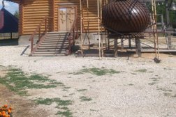 Храм в честь Тихвинской иконы Божией Матери, с рейтингом 5 - находится по адресу Калужская область, Жуков, проспект Ленина, 38 