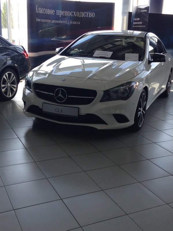 Самара-моторс mercedes-benz. Автосалон мерседес. Мерседес-бенц вагнер таллинское. Mercedes benz самара. Мерседес-бенц самара.