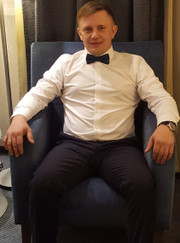 Разнорабочий, мастер по обшивке стен Сергей Викторович Попов