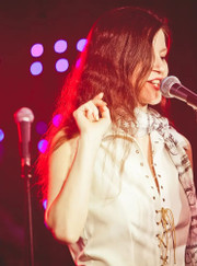 Ведущий/тамада, аниматор Дарья Александровна Львова