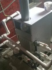 Монтажник окон, маляр-штукатур Денис Владимирович Леничев