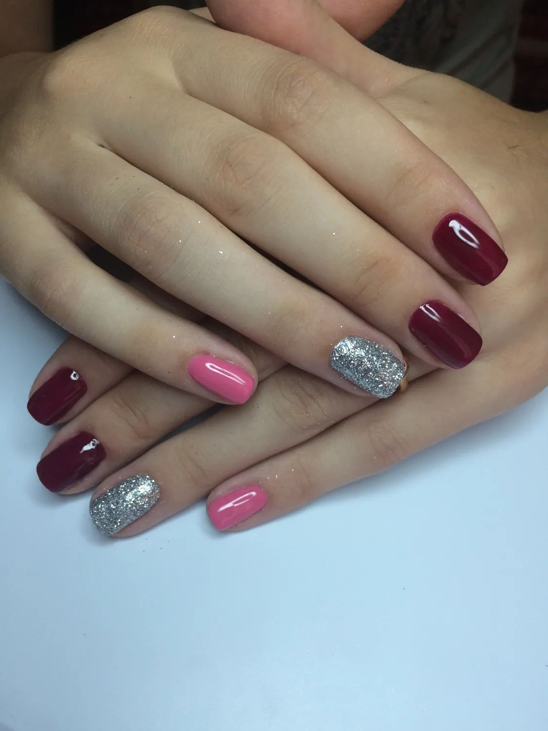 Мастера педикюра shellac в Красноярске: цены, адреса, рейтинги ...