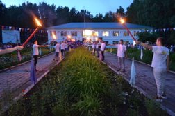 Детский оздоровительный лагерь Березка, с рейтингом 3.5 - находится по адресу Омская область, с. Надеждино, Лесная улица, 3 