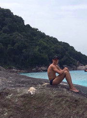 Бетонщик, маляр Артем Валентинович Попов