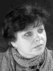 Преподаватель русского языка Ирина Юльевна Смирнова