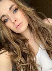 Мастер ногтевого сервиса Лейла Руслановна Жикина