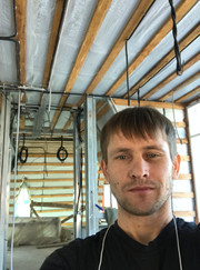 Промышленный альпинист, монтажник «умного дома» Алексей Б.