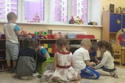 Детский сад комбинированного вида Аленький цветочек №5, с рейтингом 2.8 - находится по адресу Московская область, Реутов, улица Октября, 26 