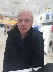 Мастер по обшивке стен, маляр-штукатур Станислав Алексеевич Герцев